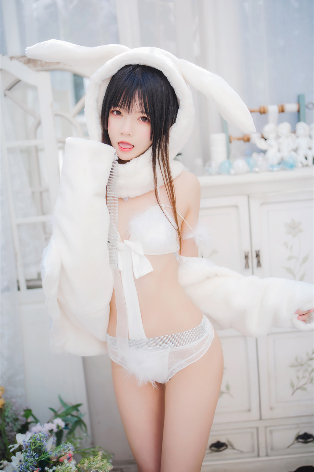 图片[1]-桜桃喵-小白兔02 [49P722MB]-微密空间-全网最全抖音网红铁粉空间觅圈